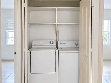 6602 S Juanita St, Unit A — photo 2