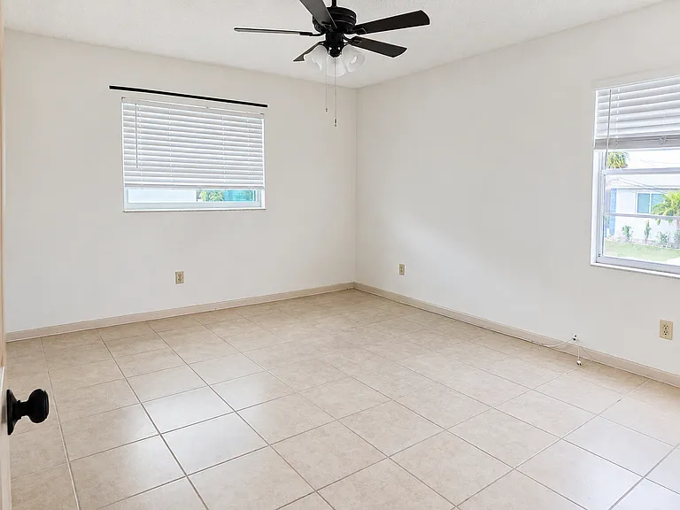 6602 S Juanita St, Unit A — photo 13