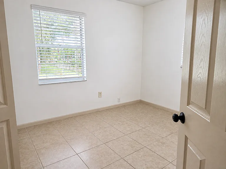 6602 S Juanita St, Unit A — photo 20